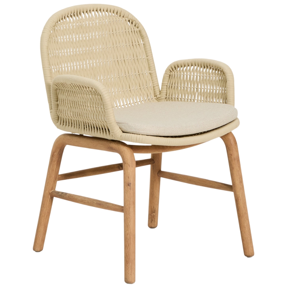 Kave Home Dřevěná vyplétaná zahradní židle Alipa s područkami